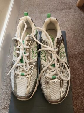 New Balance Women's White & Green Athletic Sneakers